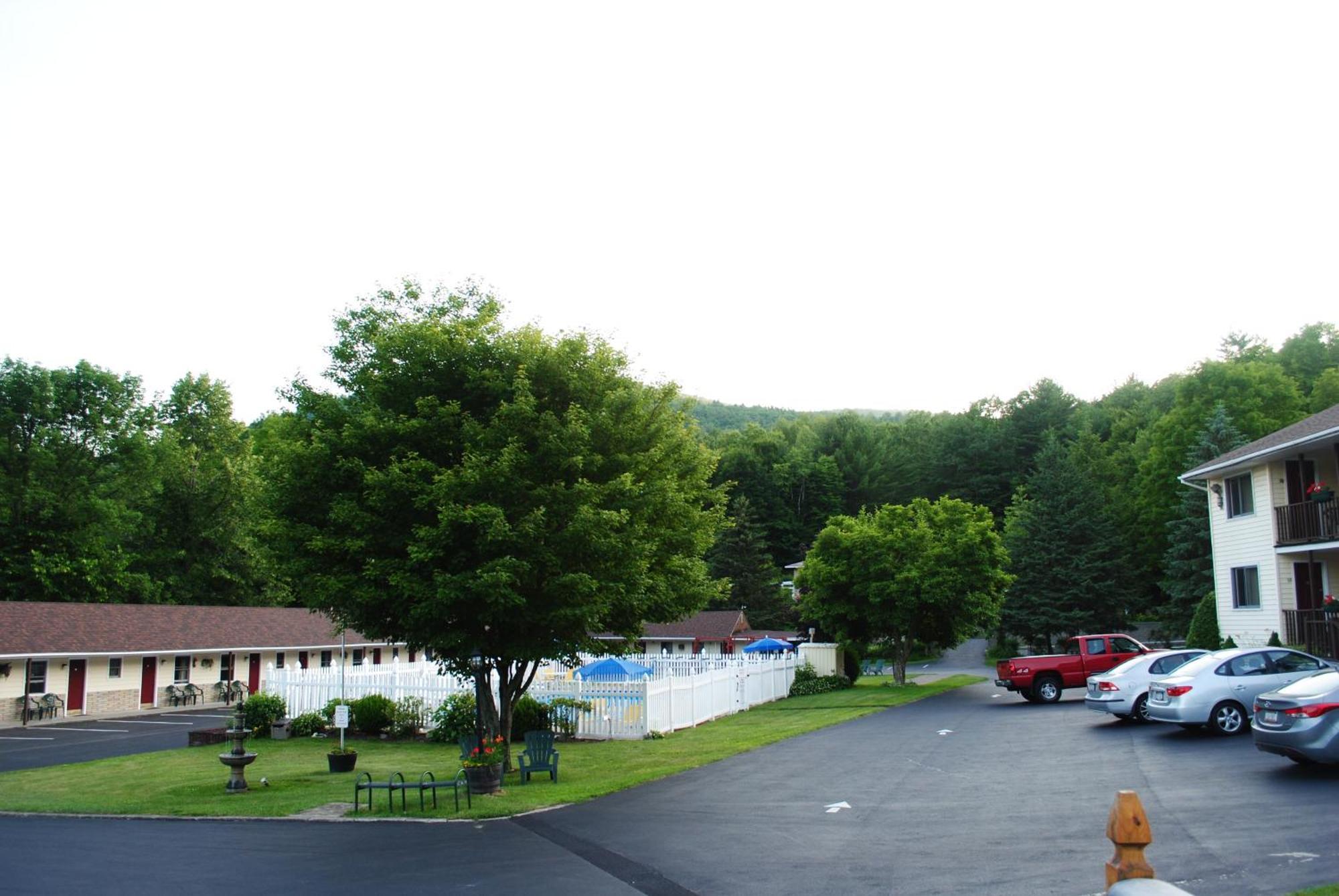 Fran Cove Motel Lake George Exteriér fotografie