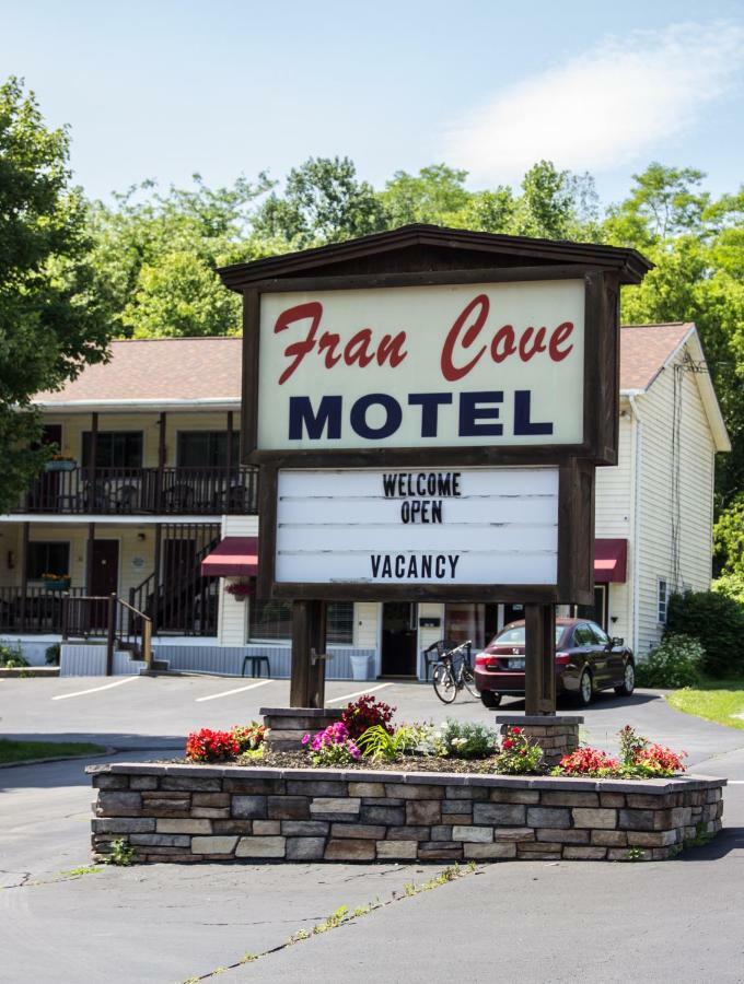 Fran Cove Motel Lake George Exteriér fotografie